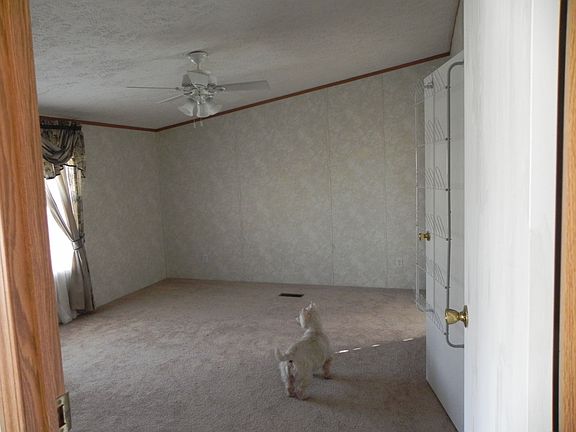 4th image of 257 Hialeah Dr