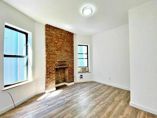 Rented by Corcoran | media 15