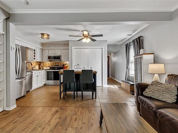 3rd image of 6120 NE Moonstone Ct #13A