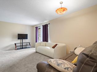 15012 Island Dr, Sterling Heights, MI 48313