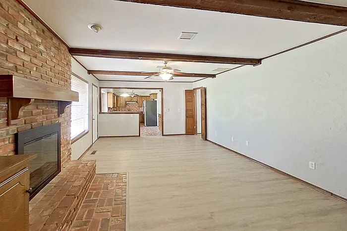 1205 Mockingbird Ln — Photo 5