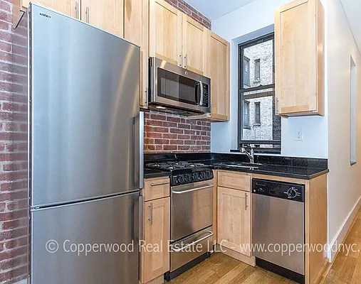 Rented by Copperwood Real Estate | media 2