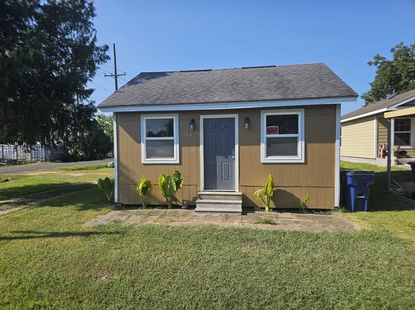 3440 Texas Ave, Texas City, TX 77590