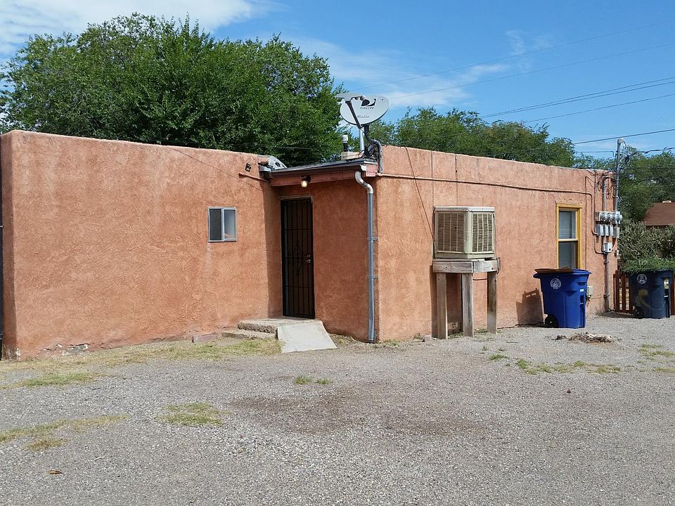 2nd image of 222 Mescalero Rd NW #A