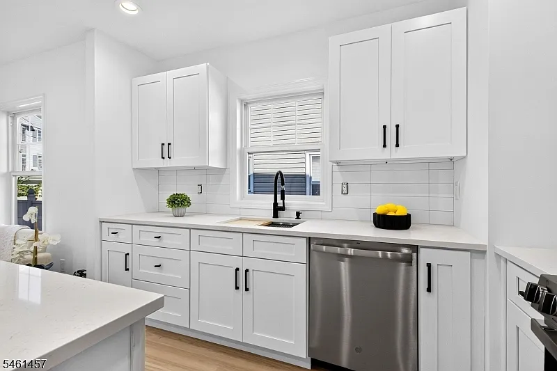 2 bed, 2.0 bath, $2,900 — Photo 4