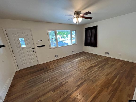 4th image of 1009 Westwood Dr