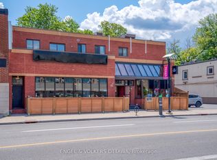 472 Rideau St #A, Ottawa, ON K1N 5Z4