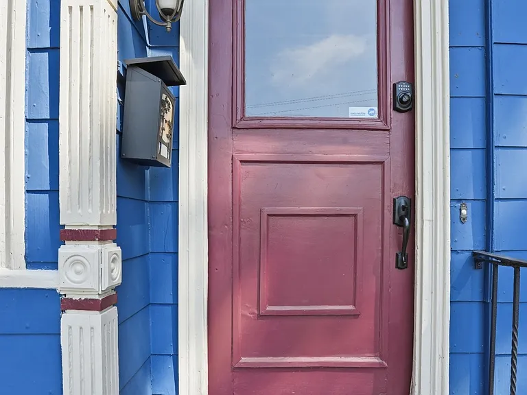 28 Alumni Ave — Photo 27