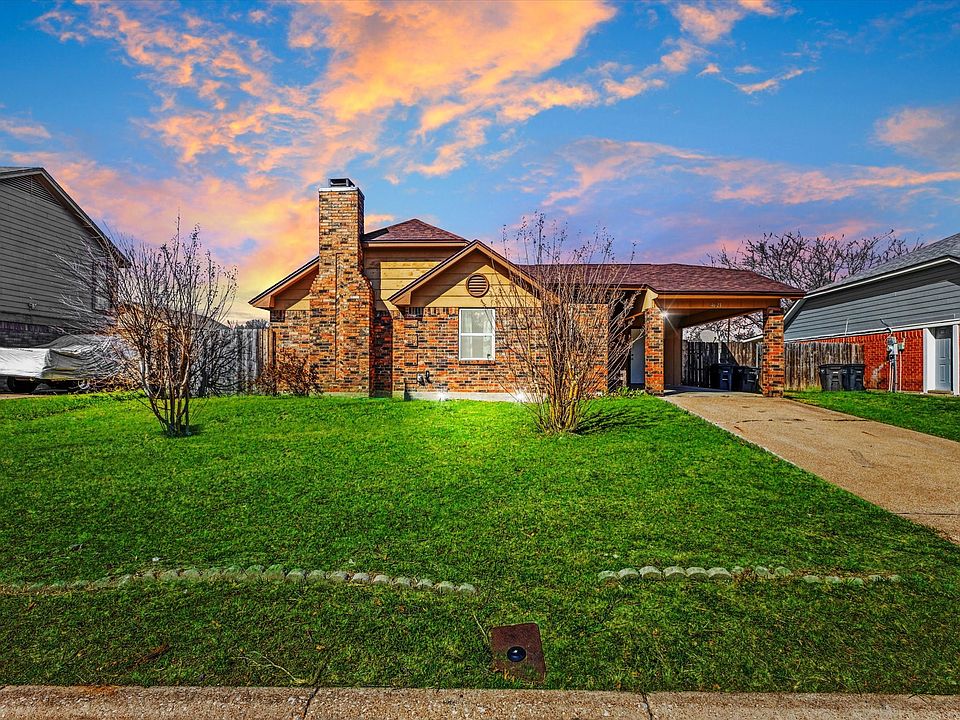 1st image of 4621 Riverpark Dr