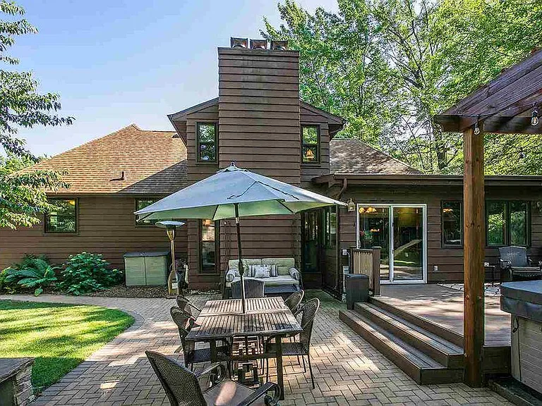 2560 Dunbar Ln — Photo 18