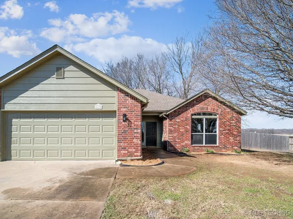 11132 S 274th East Ave, Coweta, OK 74429