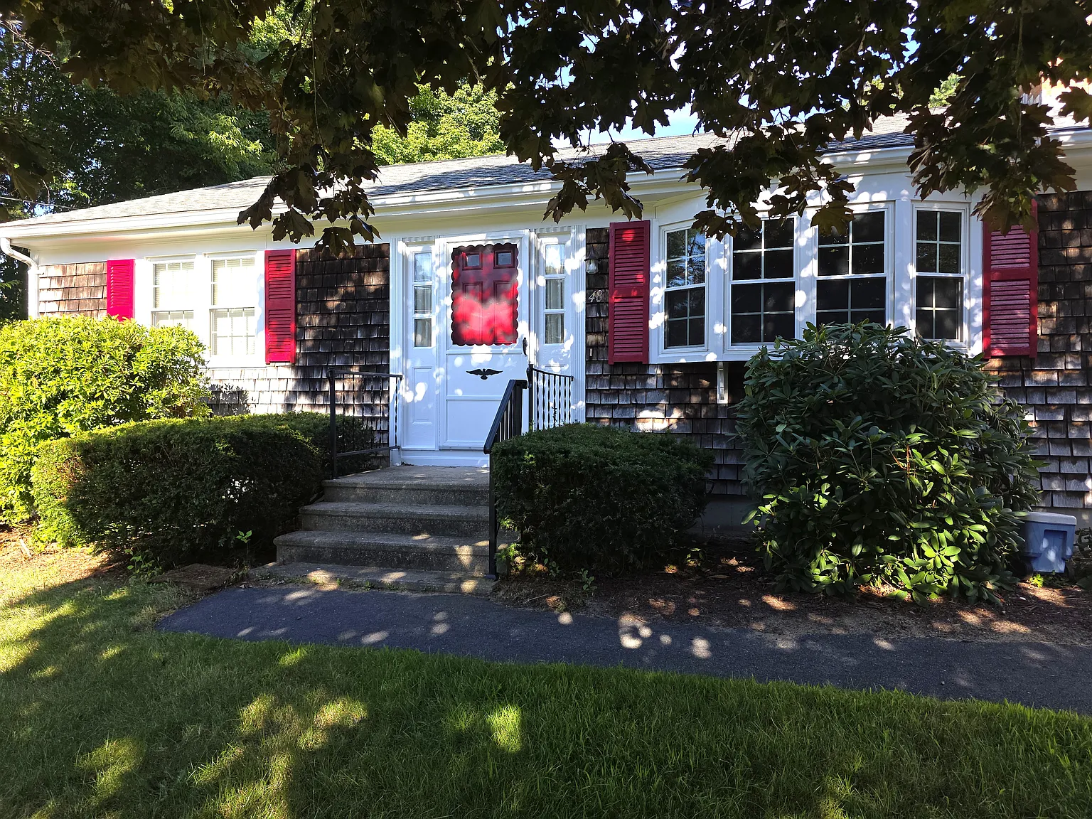 2 bed, 1060 sqft, $2,800 — Photo 2