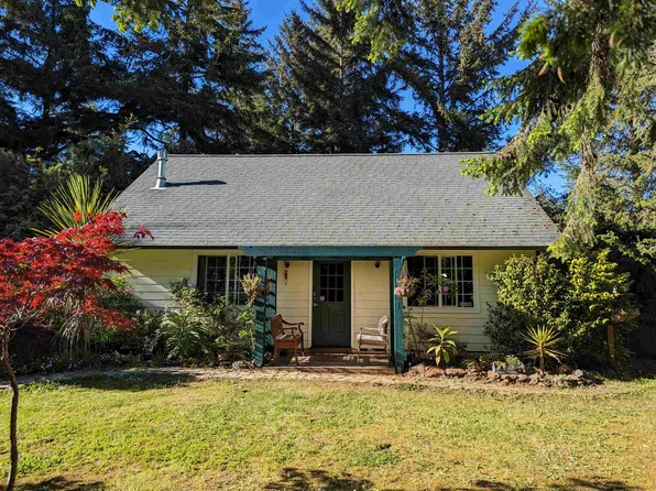 1290 W Madison Ave, Crescent City, CA 95531