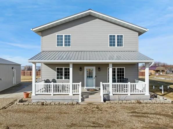 8325 38th St NW #6, New Town, ND 58763