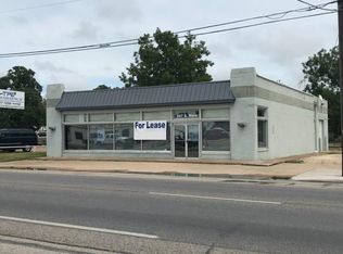 607 S Main St, Cleburne, TX 76033