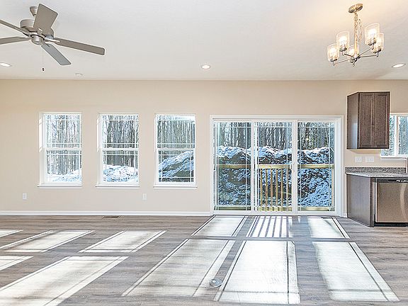 2nd image of 686 Pinewood Dr