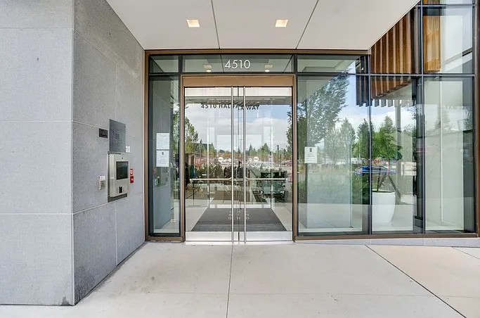 4510 Halifax Way — Photo 3