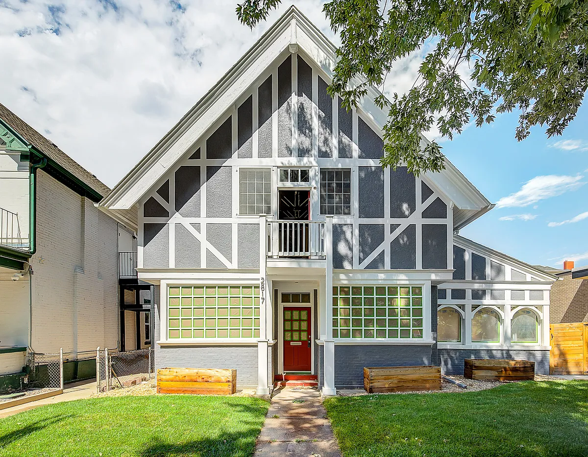 Building Photo - 2817 W 33rd Ave