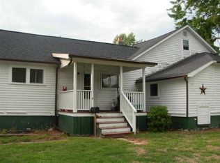 120 Lake St, Saint Charles, MI