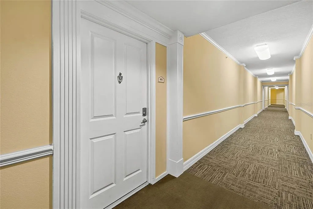 3 bed, 2.0 bath, 1525 sqft, $2,200 — Photo 3