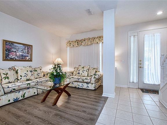 3rd image of 2930 Sunset Vista Blvd