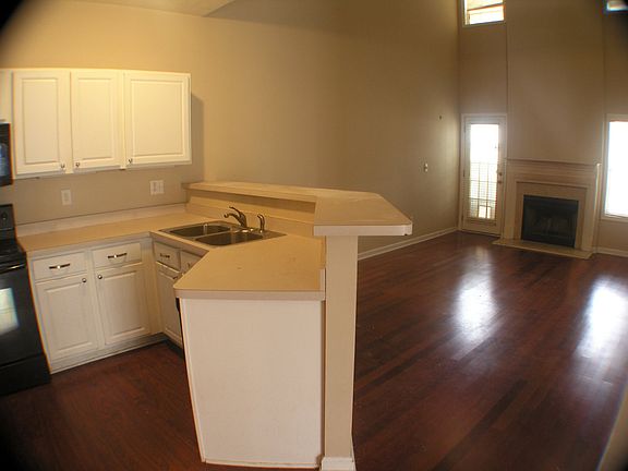 5th image of 5024 Timber Hills Dr