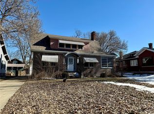 1011 Main St, Alton, IL 62002