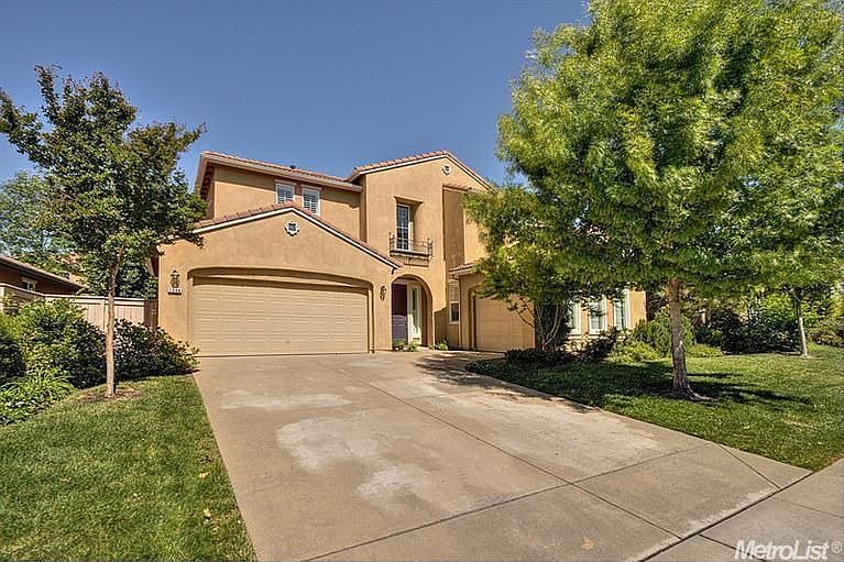1st image of 1598 Parkway Dr