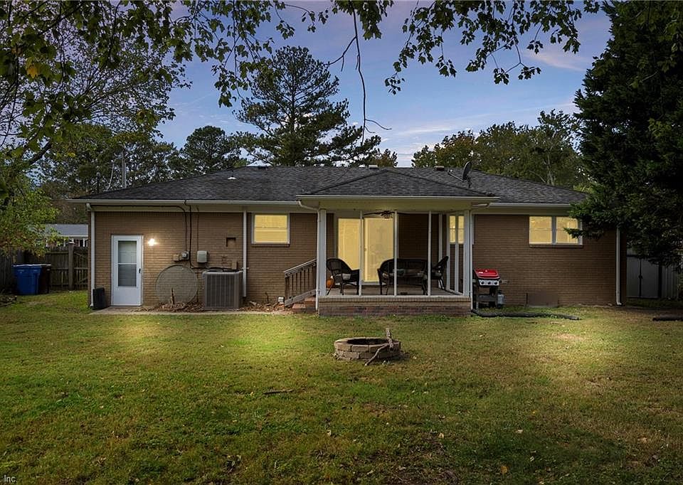 1st image of 1053 Sharon Dr