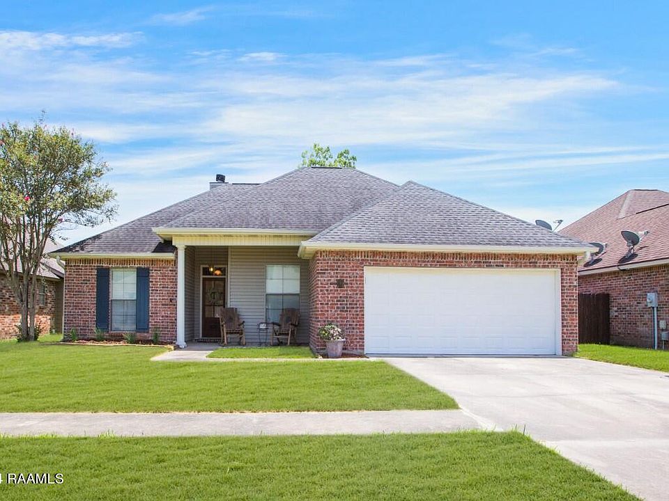 1st image of 103 Huckleberry Dr