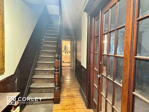 5th image of 539 Hancock St