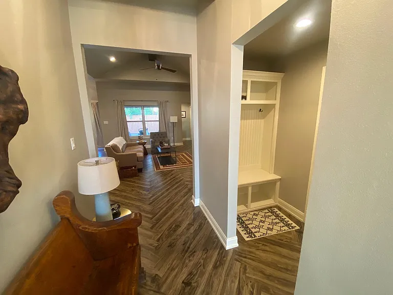 5902 Legacy Dr — Photo 4