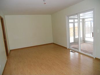 2nd image of 909 Amberwood Pl