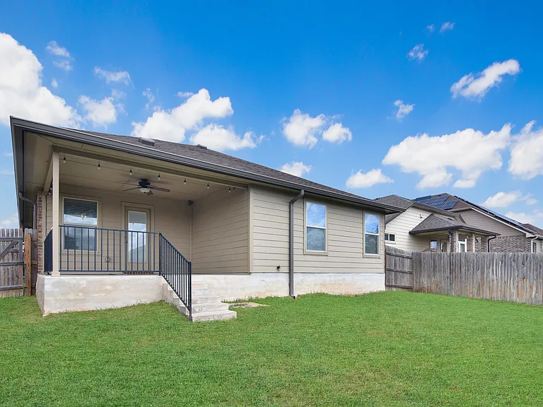 1411 Amber Dawn Dr — Photo 17