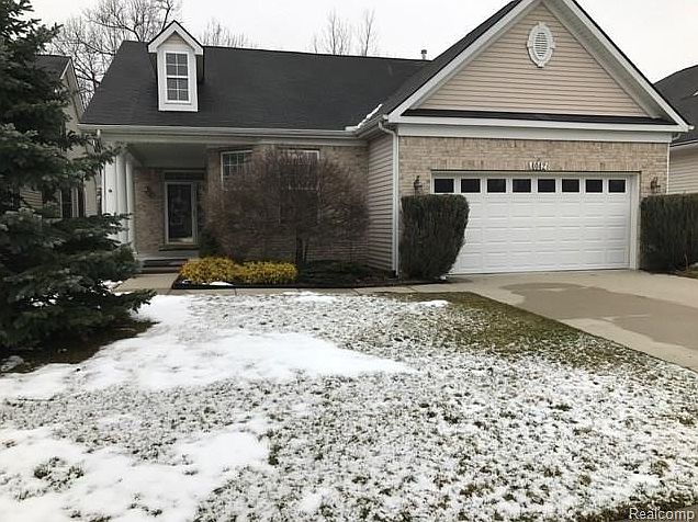 1st image of 4042 Hillsdale Dr
