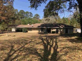 677 Suburban Acres Rd, Marshall, TX 75672