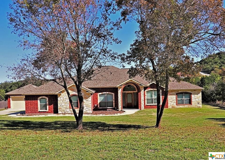 1st image of 2610 Freedom Ln