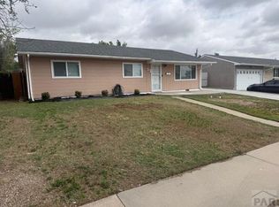 23 Macgregor Rd, Pueblo, CO 81001
