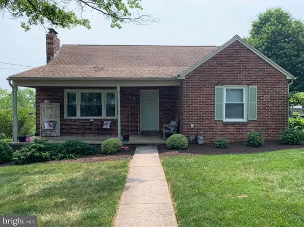 1345 Hollywood Pkwy, York, PA 17403