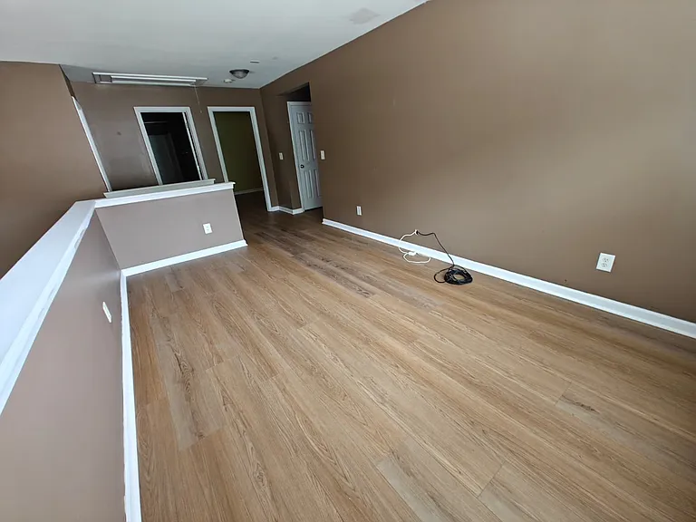 Upper Level Lobby / Additional Space