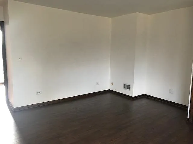 691 W Everett Rd — Photo 20