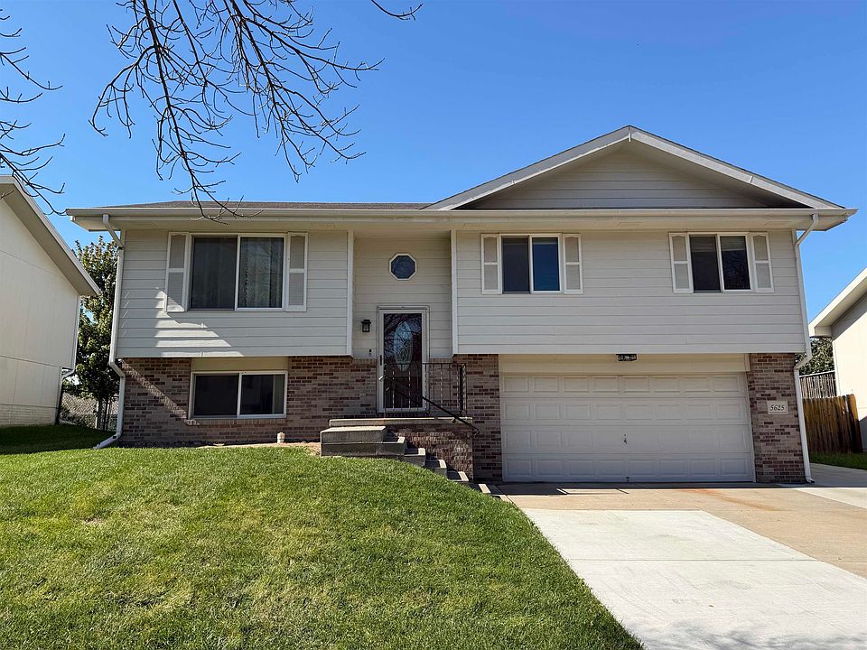1st image of 5625 S 82nd St