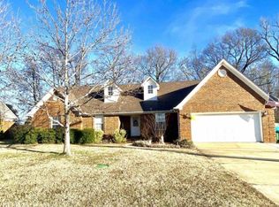 176 Farmer Trl, Atoka, TN 38004