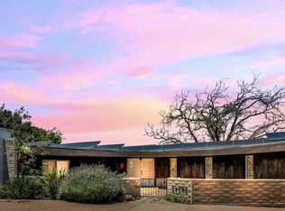 25202 Piuma Rd, Calabasas, CA 91302