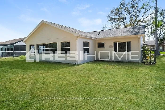 13200 Sumpter Cir — Photo 13