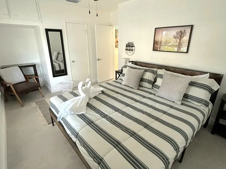 1215 NE 15th Ave #3 — Photo 7