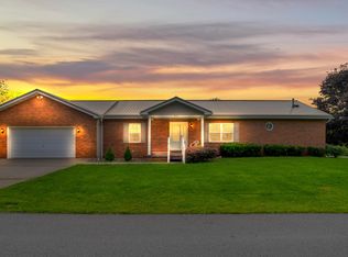 111 Michlin Ave, Curwensville, PA 16833