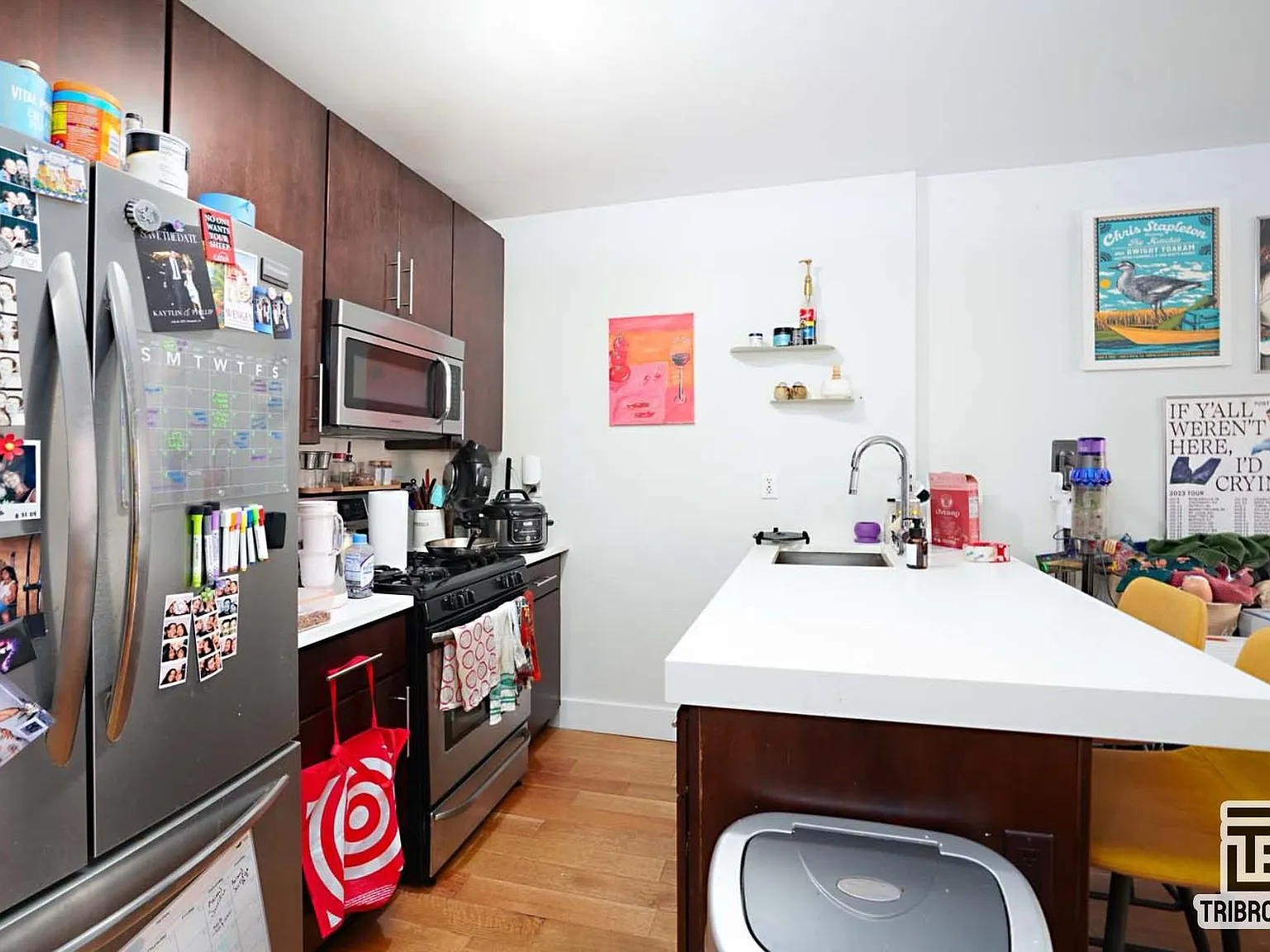 327 Franklin Avenue — Photo 2