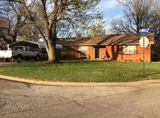 1500 Primrose Ln, Perry, OK 73077