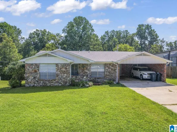 147 Main St, Graysville, AL 35073